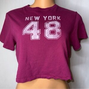 New York 48 Cropped Tee - Magenta